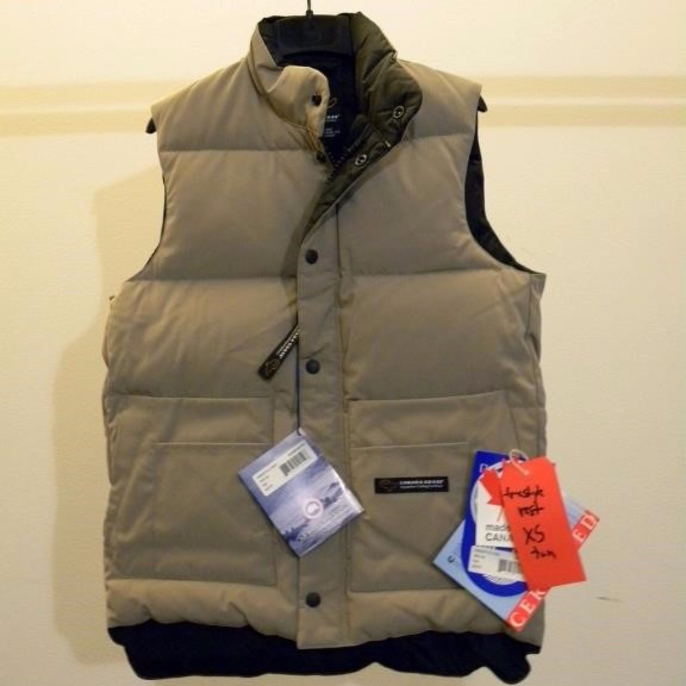 Canada Goose 2830M R Men's Freestyle Vest - Tan - Picture 1 of 8